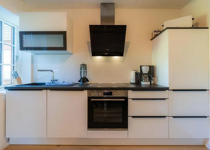 Apartment 4 Suedfall Id 473 *