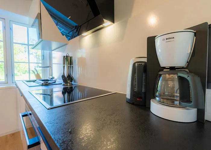 Apartment 4 Suedfall Id 473 *